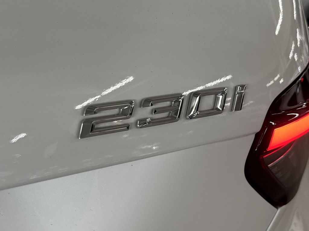 Thumbnail: 2025 BMW 2 Series - 7