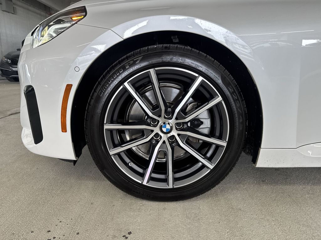 Thumbnail: 2025 BMW 2 Series - 8