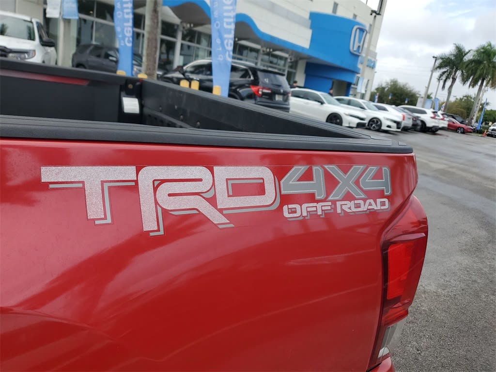 2017 Toyota Tacoma TRD Off-Road 8