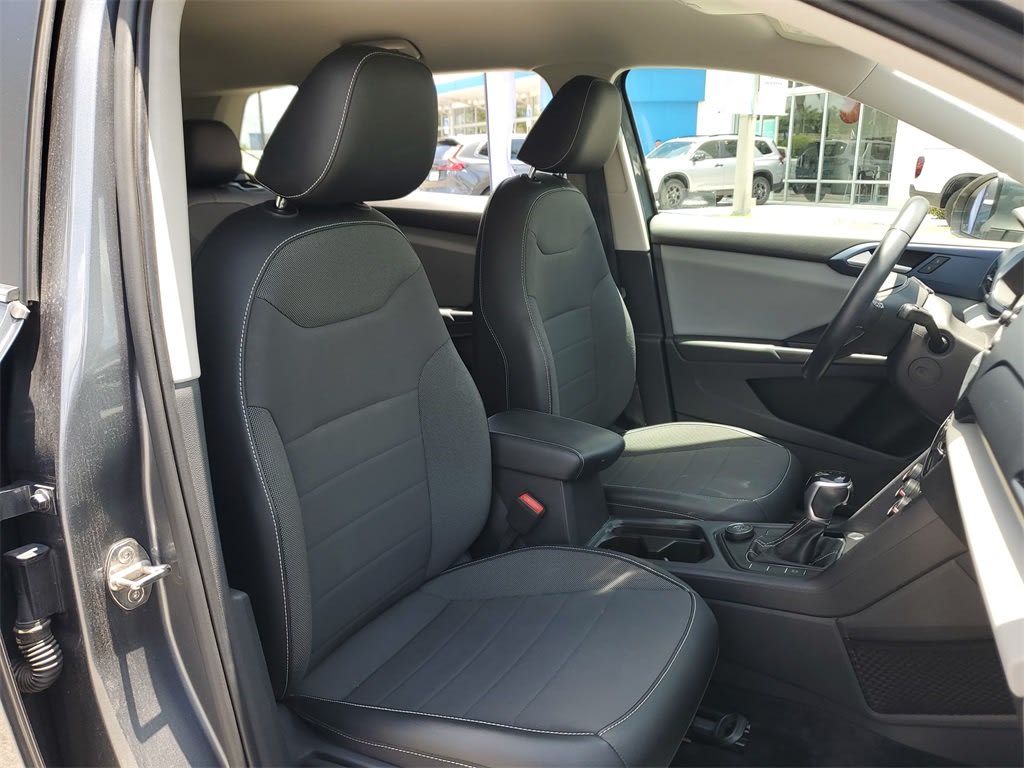 2022 Volkswagen Taos SE 12