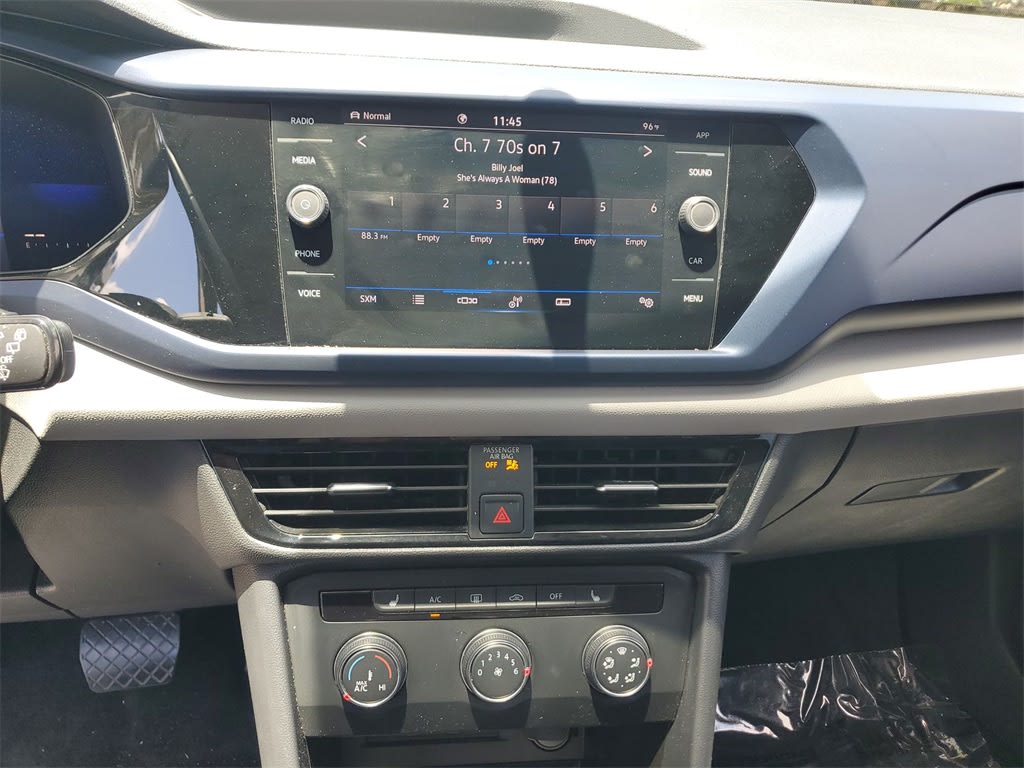 2022 Volkswagen Taos SE 15
