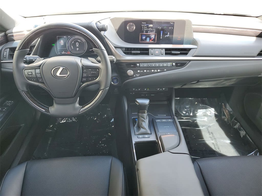 2021 Lexus ES Hybrid 300h 10