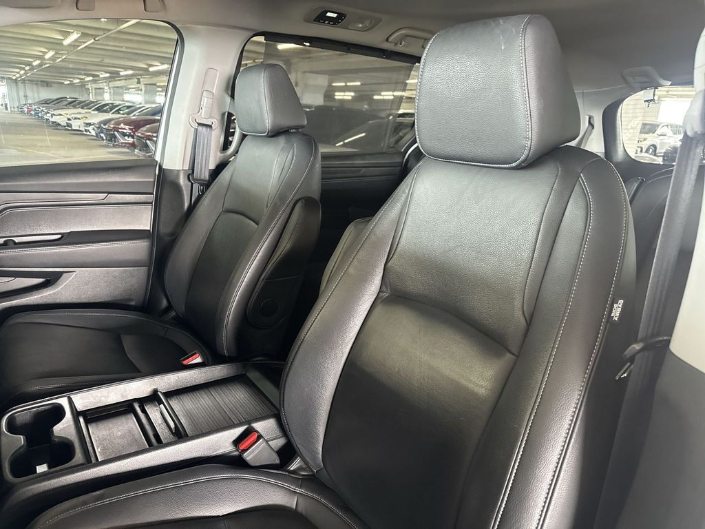 Thumbnail: 2023 Honda Odyssey - 11