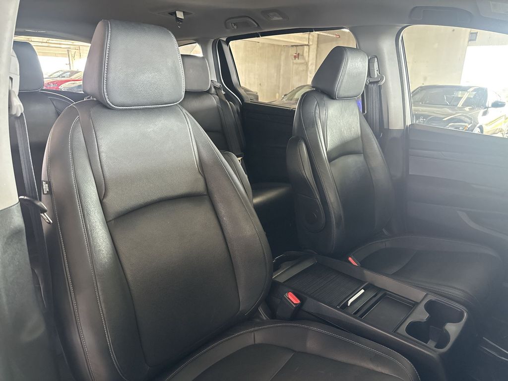 Thumbnail: 2023 Honda Odyssey - 28
