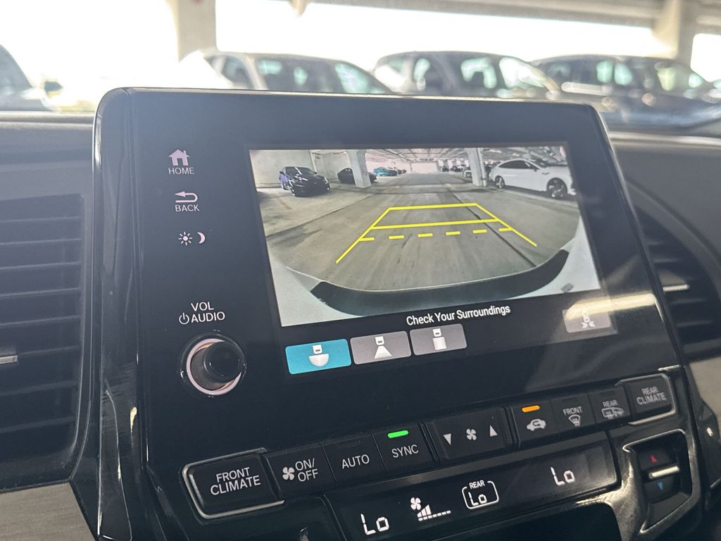 Thumbnail: 2023 Honda Odyssey - 23