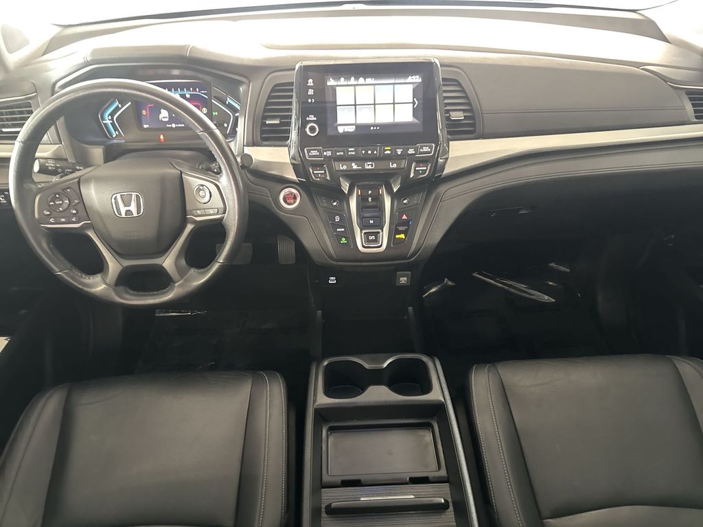 Thumbnail: 2023 Honda Odyssey - 10