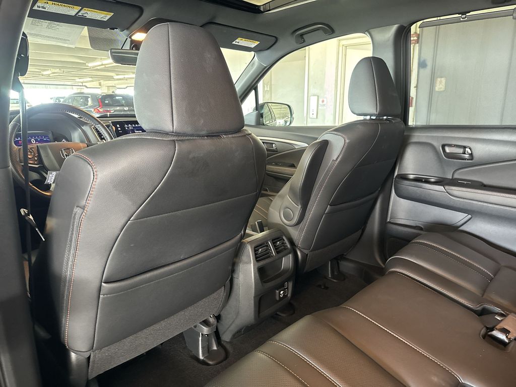 Thumbnail: 2023 Honda Passport - 27