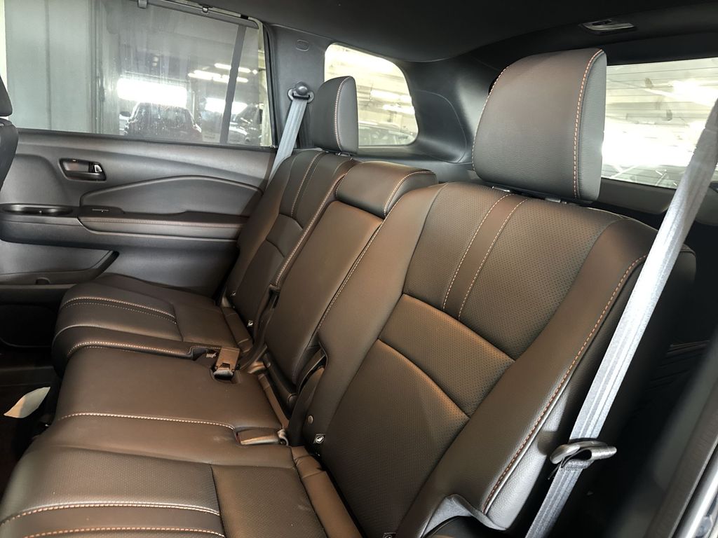 Thumbnail: 2023 Honda Passport - 12