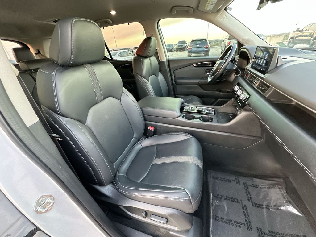 Thumbnail: 2023 Honda Pilot - 28