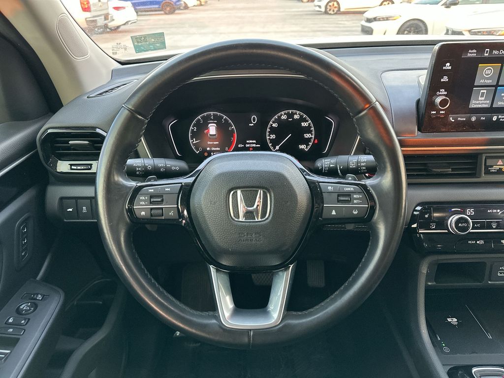 Thumbnail: 2023 Honda Pilot - 2