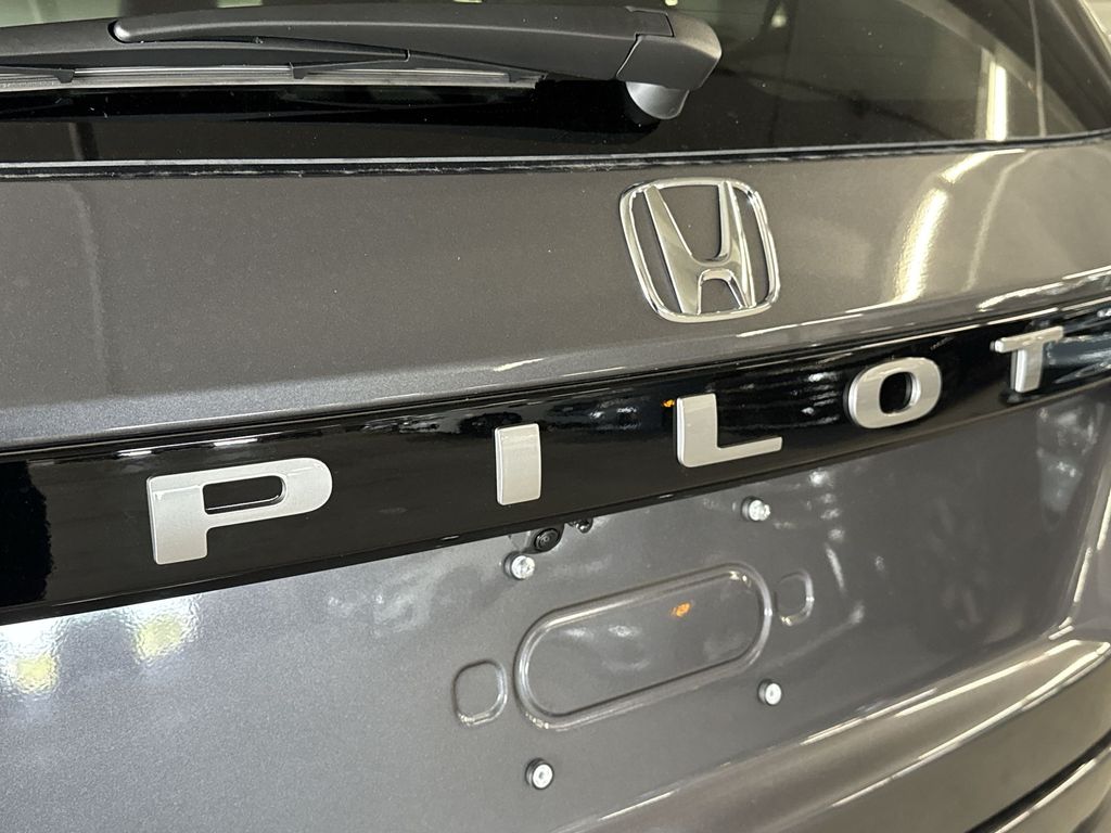 Thumbnail: 2026 Honda Pilot - 7
