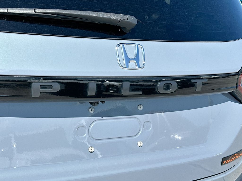 Thumbnail: 2023 Honda Pilot - 7