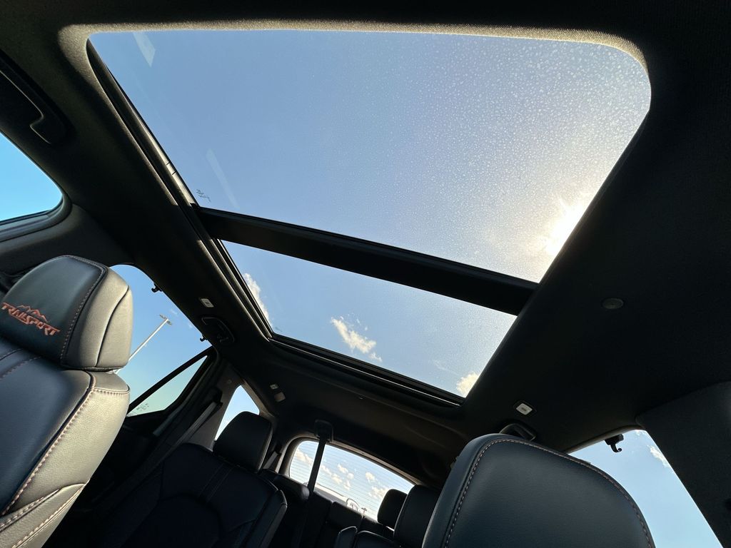 Thumbnail: 2023 Honda Pilot - 24