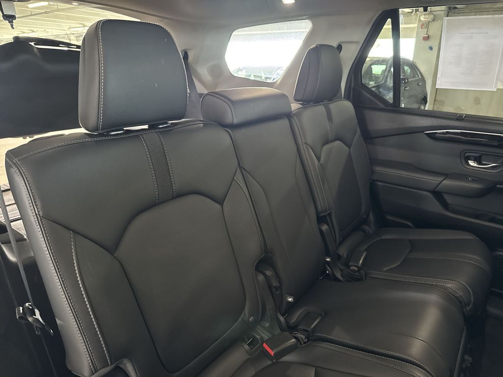 Thumbnail: 2024 Honda Pilot - 28