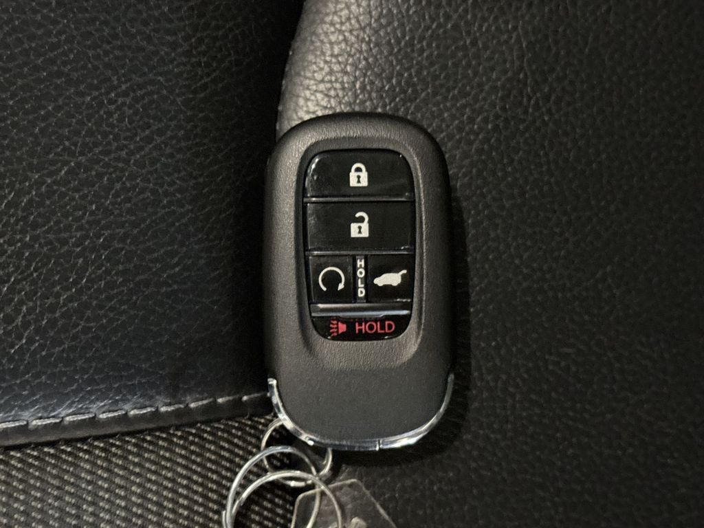 Thumbnail: 2024 Honda Pilot - 18