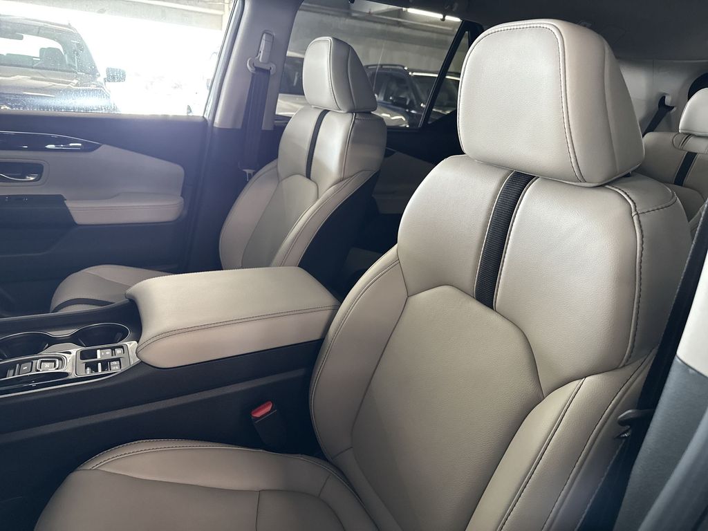 Thumbnail: 2026 Honda Pilot - 10