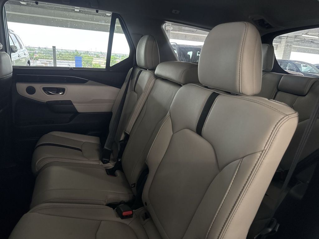 Thumbnail: 2026 Honda Pilot - 12