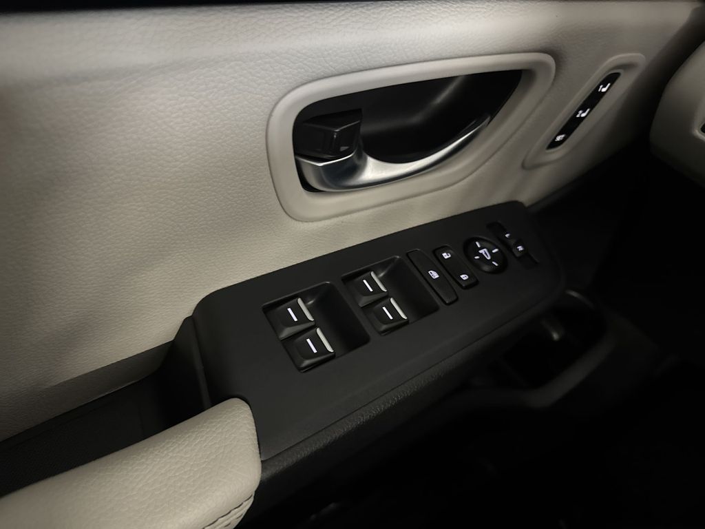 Thumbnail: 2026 Honda Pilot - 23