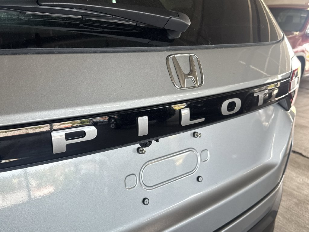 Thumbnail: 2026 Honda Pilot - 7