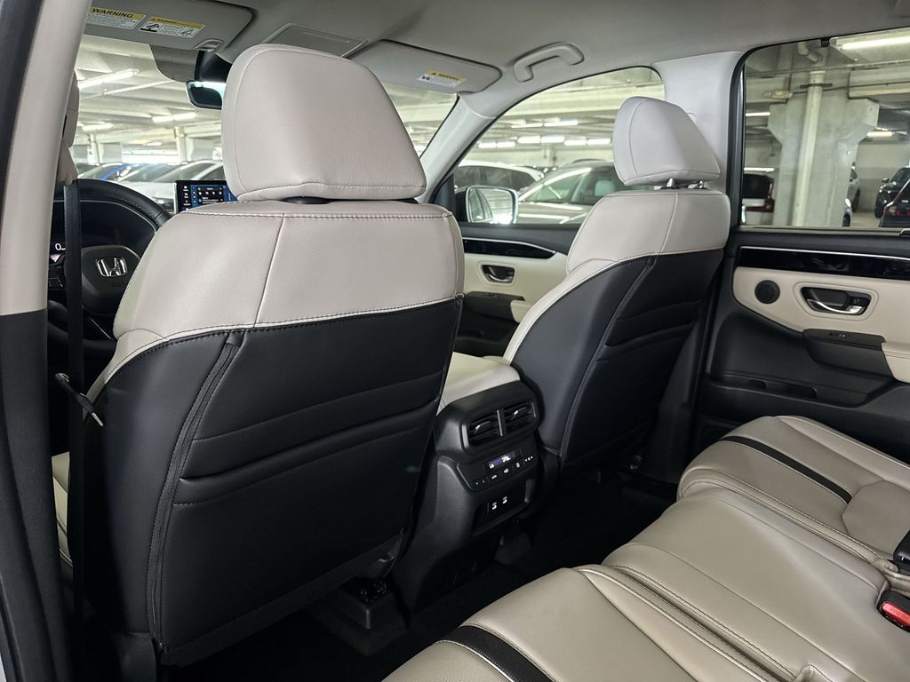 Thumbnail: 2026 Honda Pilot - 27