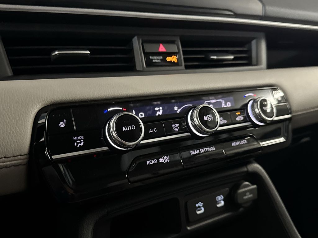 Thumbnail: 2026 Honda Pilot - 26