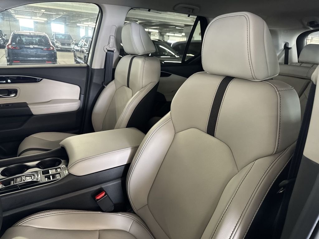 Thumbnail: 2026 Honda Pilot - 11