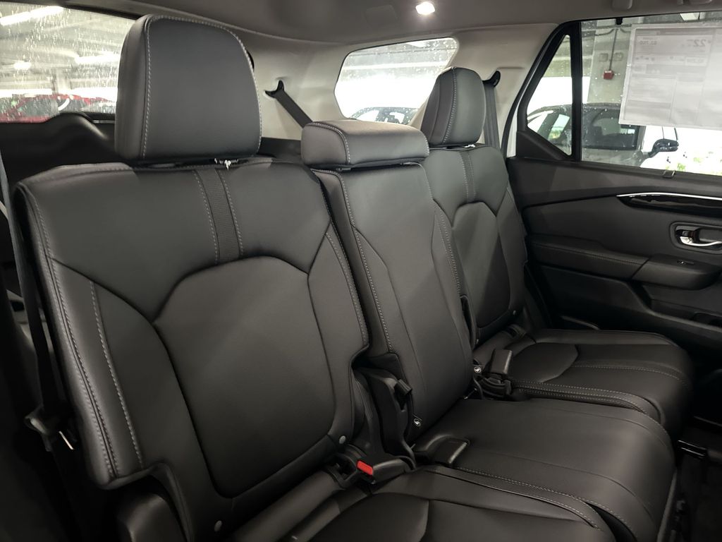 Thumbnail: 2026 Honda Pilot - 28