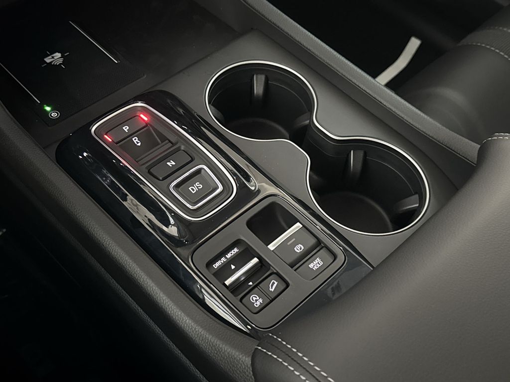 Thumbnail: 2026 Honda Pilot - 15