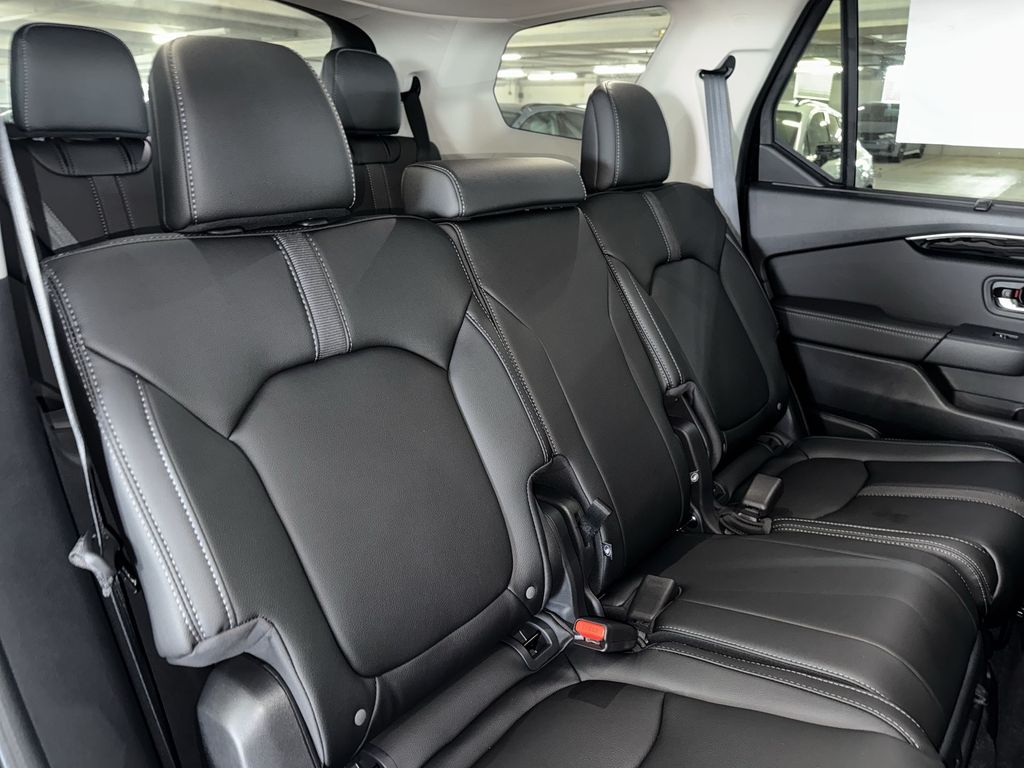 Thumbnail: 2026 Honda Pilot - 28