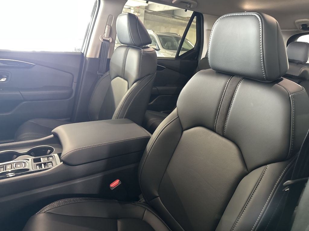 Thumbnail: 2026 Honda Pilot - 10
