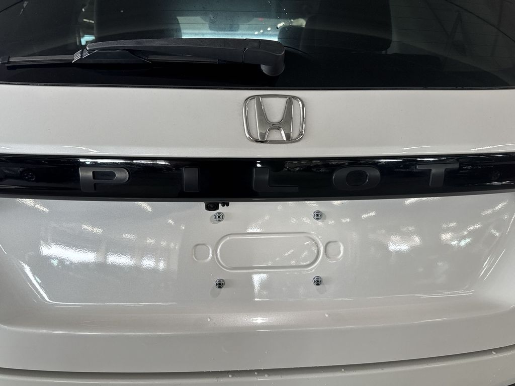 Thumbnail: 2023 Honda Pilot - 7