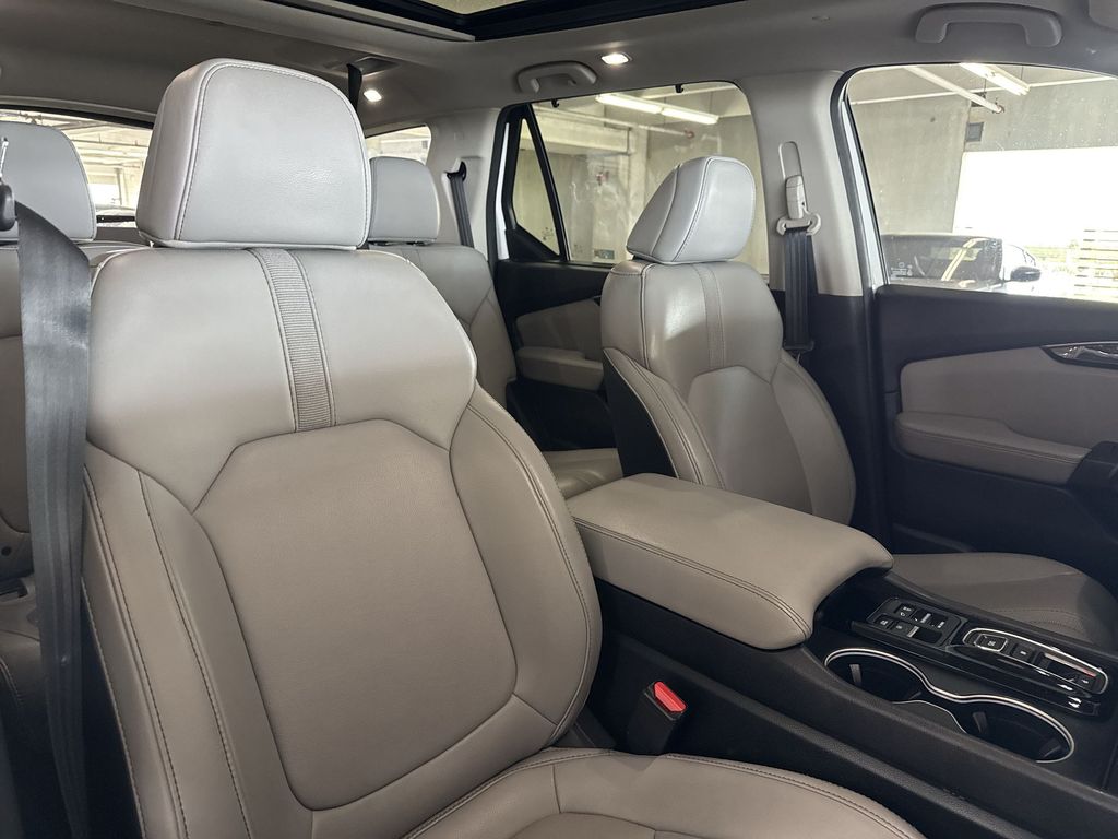 Thumbnail: 2023 Honda Pilot - 12