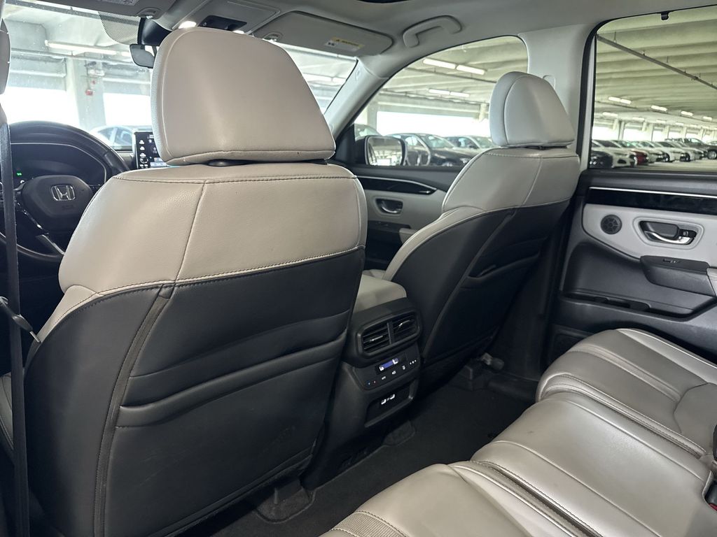 Thumbnail: 2023 Honda Pilot - 27