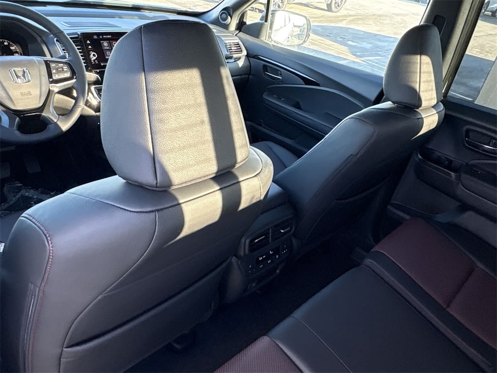 Thumbnail: 2025 Honda Ridgeline - 27