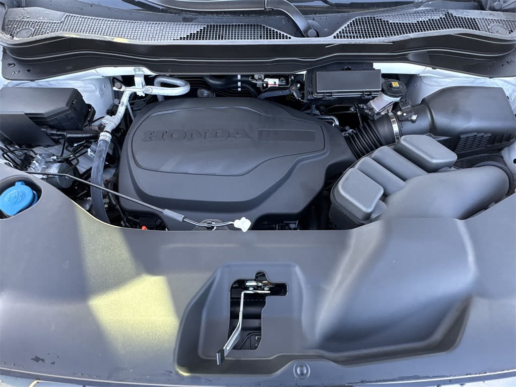 Thumbnail: 2025 Honda Ridgeline - 8