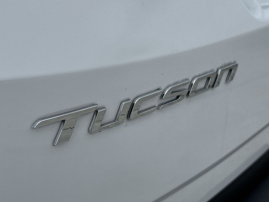 Thumbnail: 2023 Hyundai Tucson - 6