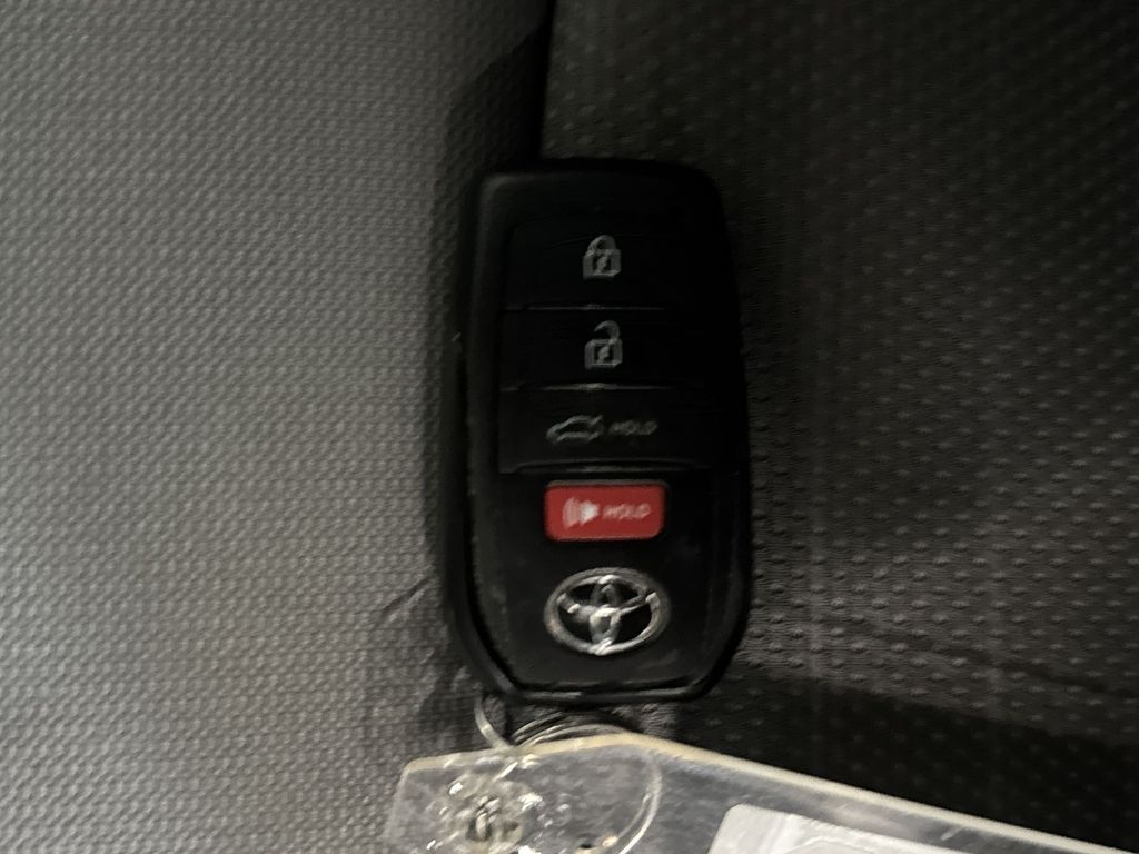 Thumbnail: 2024 Toyota Corolla - 17