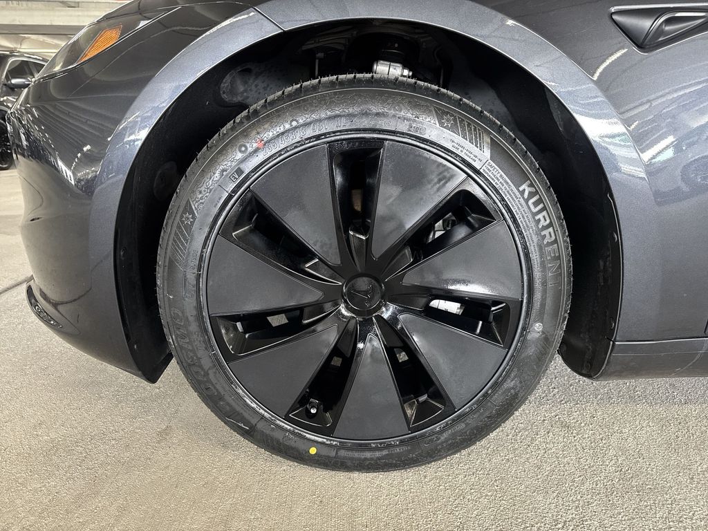 Thumbnail: 2025 Tesla Model 3 - 7