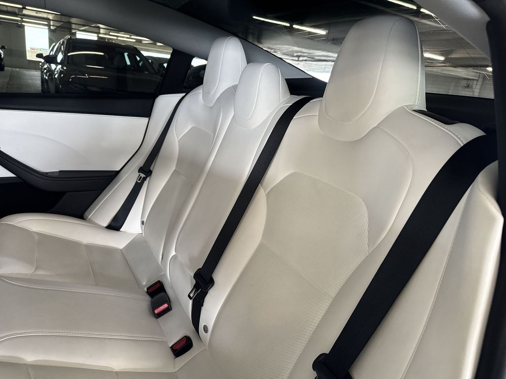 Thumbnail: 2025 Tesla Model 3 - 11