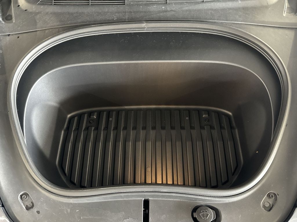 Thumbnail: 2025 Tesla Model 3 - 20