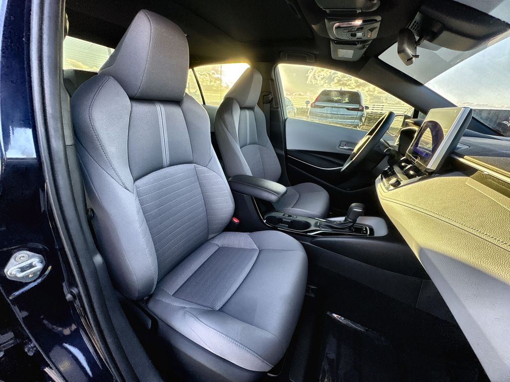 Thumbnail: 2025 Toyota Corolla - 28