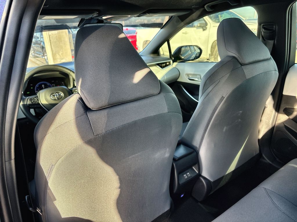 Thumbnail: 2025 Toyota Corolla - 10