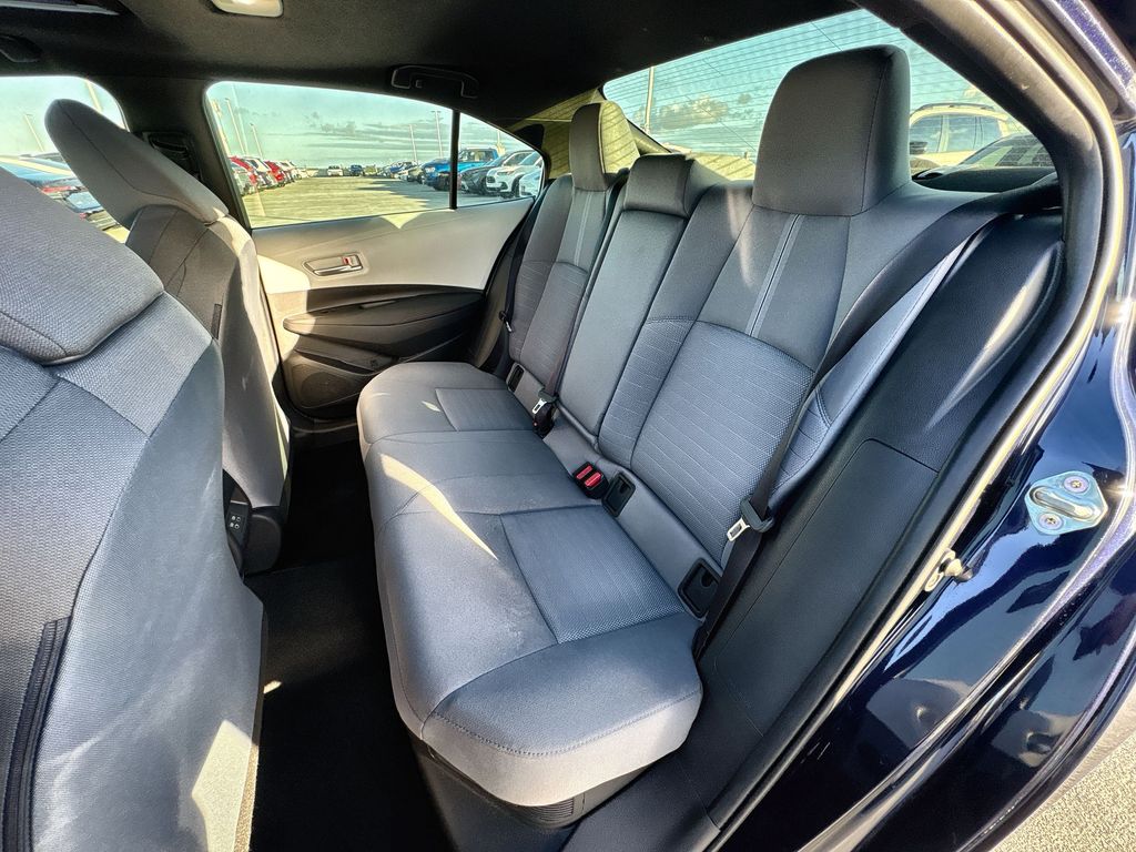 Thumbnail: 2025 Toyota Corolla - 11