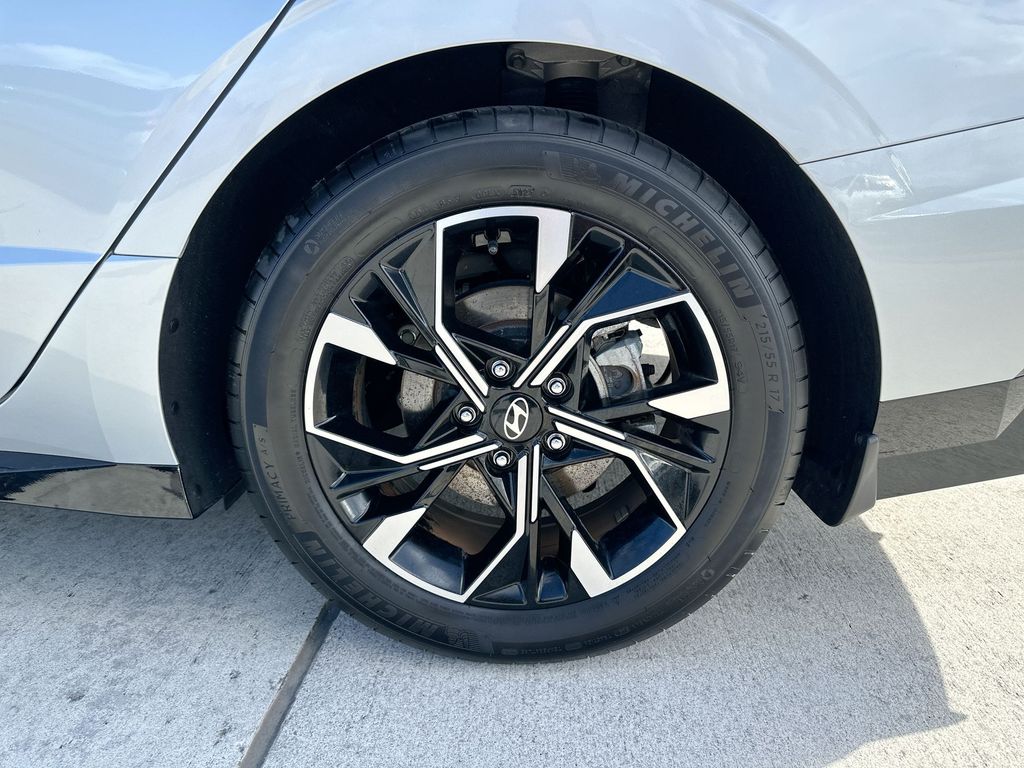 Thumbnail: 2024 Hyundai Sonata - 7