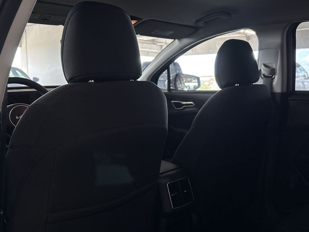 Thumbnail: 2025 Kia Sportage - 27