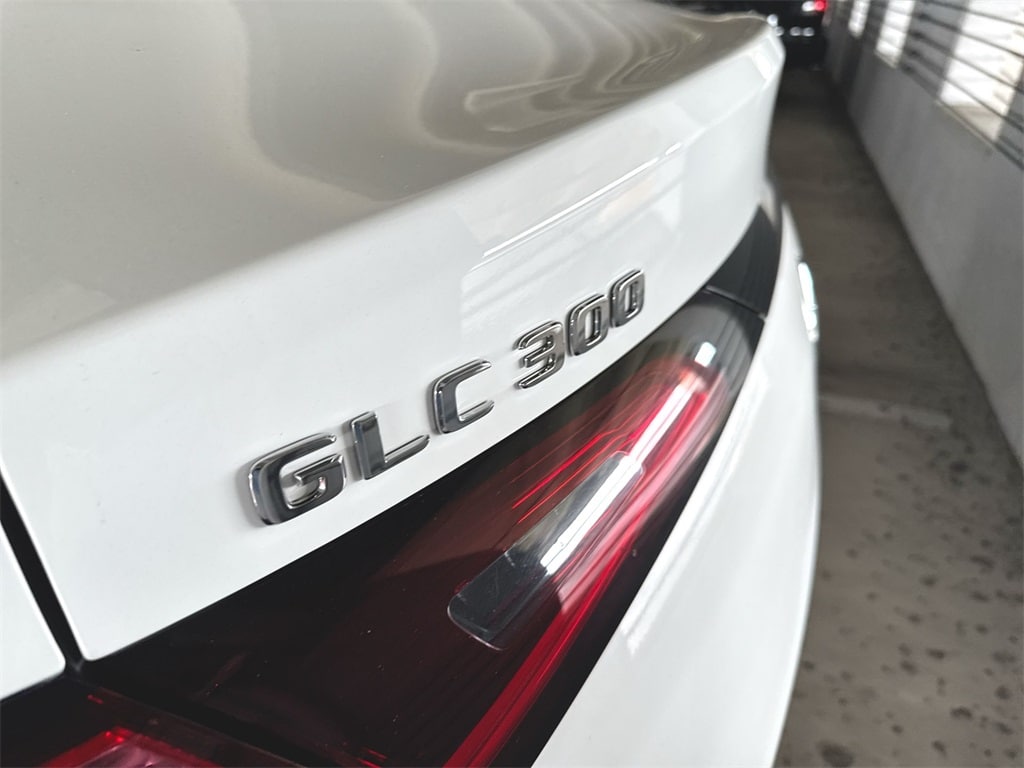 2024 Mercedes-Benz GLC 300 5