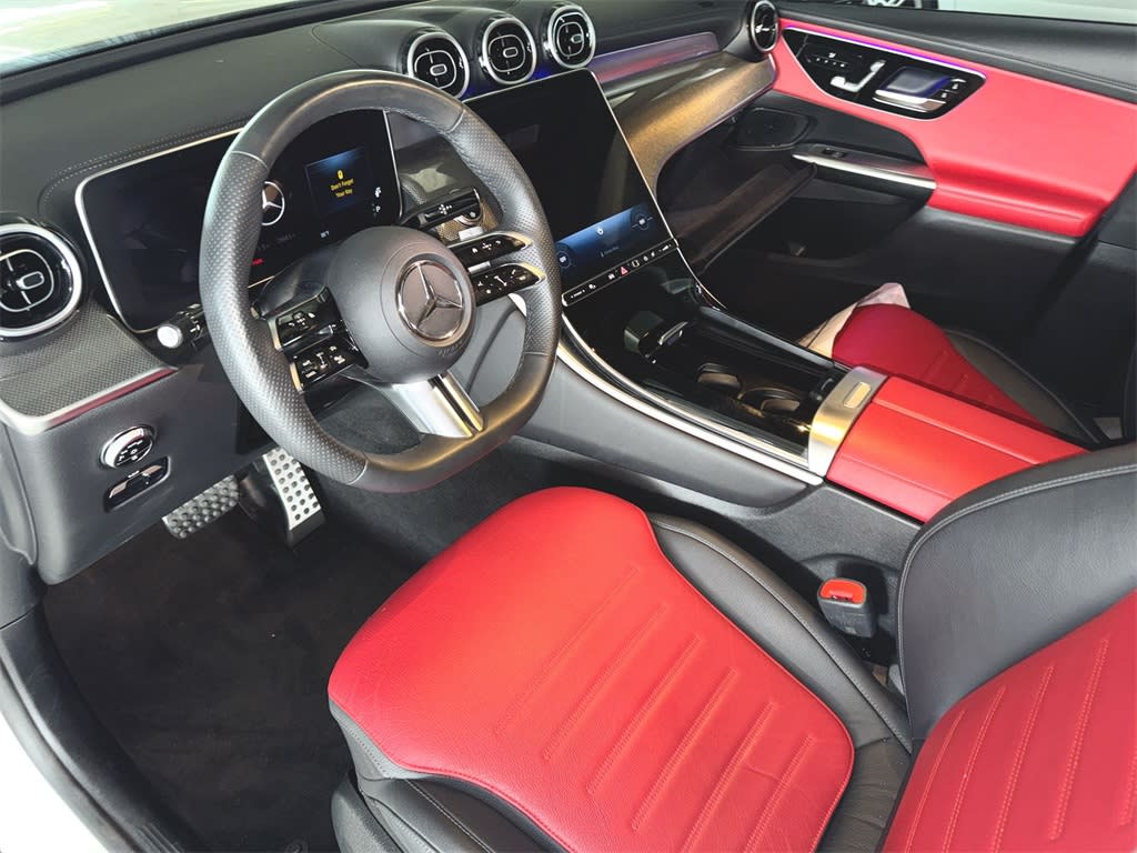 2024 Mercedes-Benz GLC 300 7