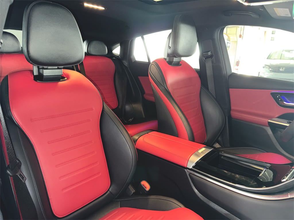 2024 Mercedes-Benz GLC 300 9