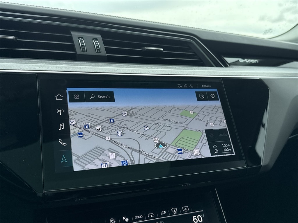 Thumbnail: 2024 Audi Q8 e-tron - 15