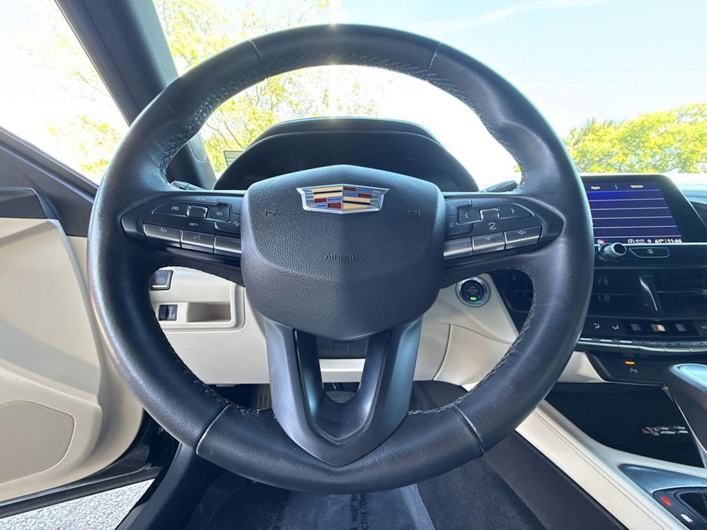 Thumbnail: 2023 Cadillac CT4 - 10